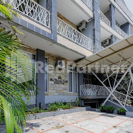 De Malang Sweet Homestay Syariah Mitra Reddoorz Dış mekan fotoğraf