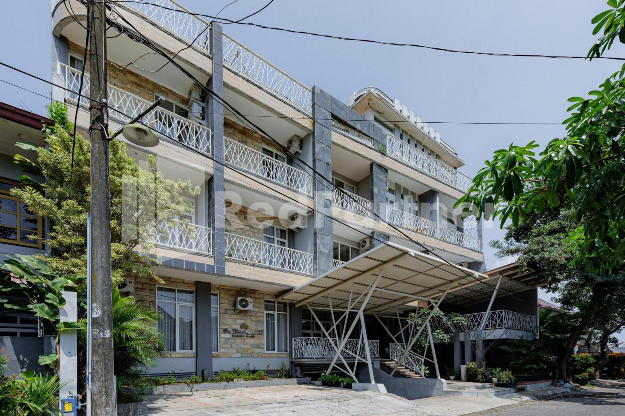 De Malang Sweet Homestay Syariah Mitra Reddoorz Dış mekan fotoğraf