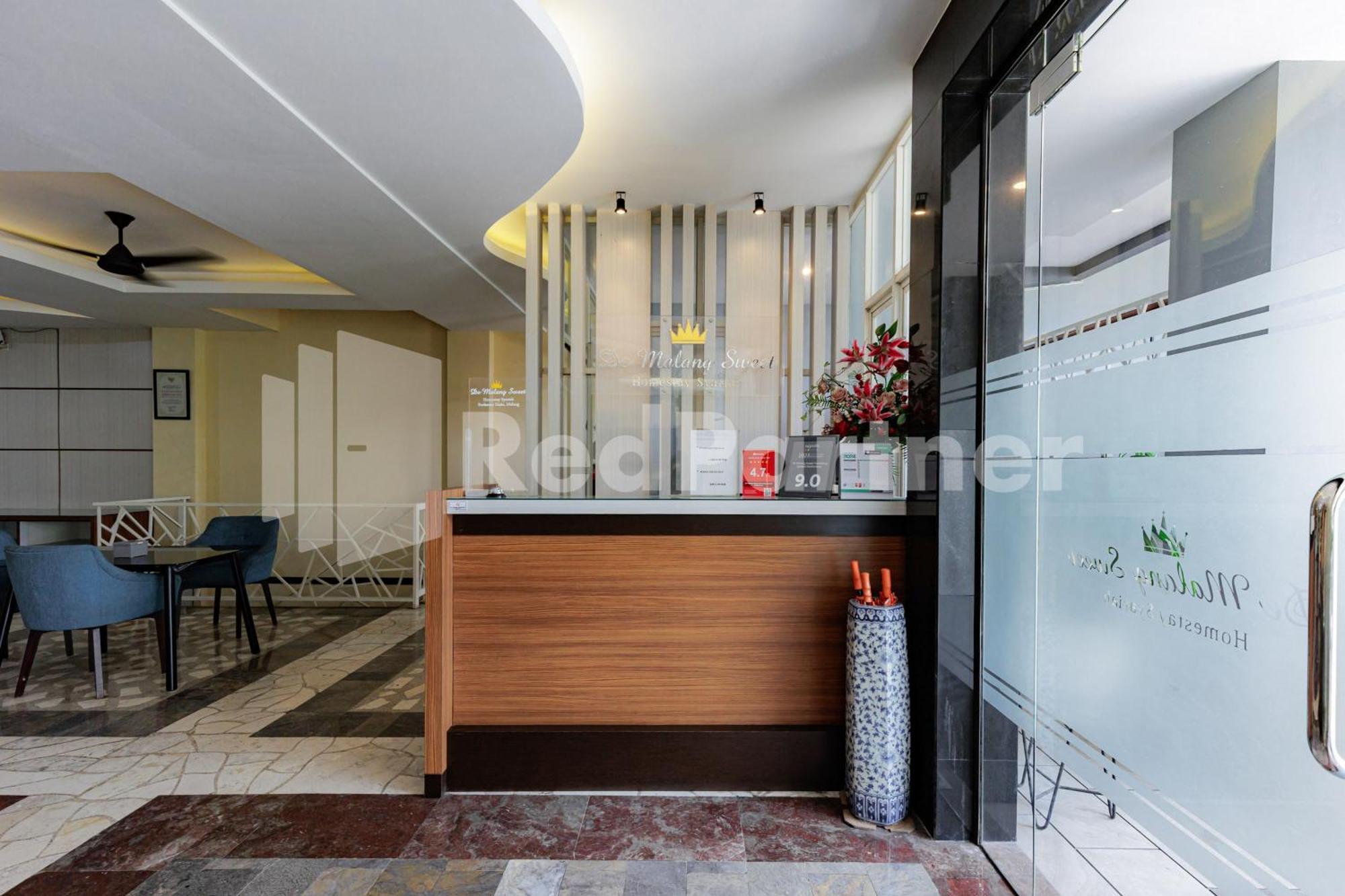 De Malang Sweet Homestay Syariah Mitra Reddoorz Dış mekan fotoğraf