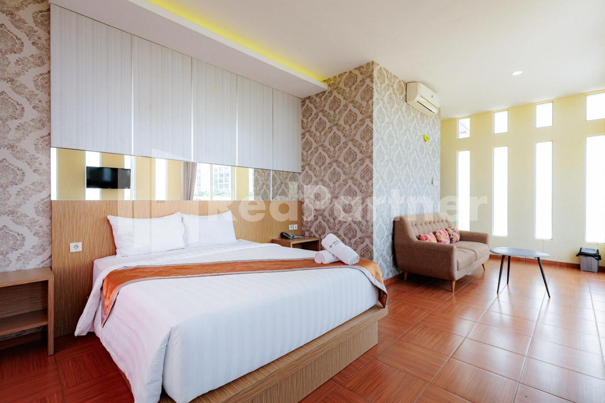 De Malang Sweet Homestay Syariah Mitra Reddoorz Dış mekan fotoğraf